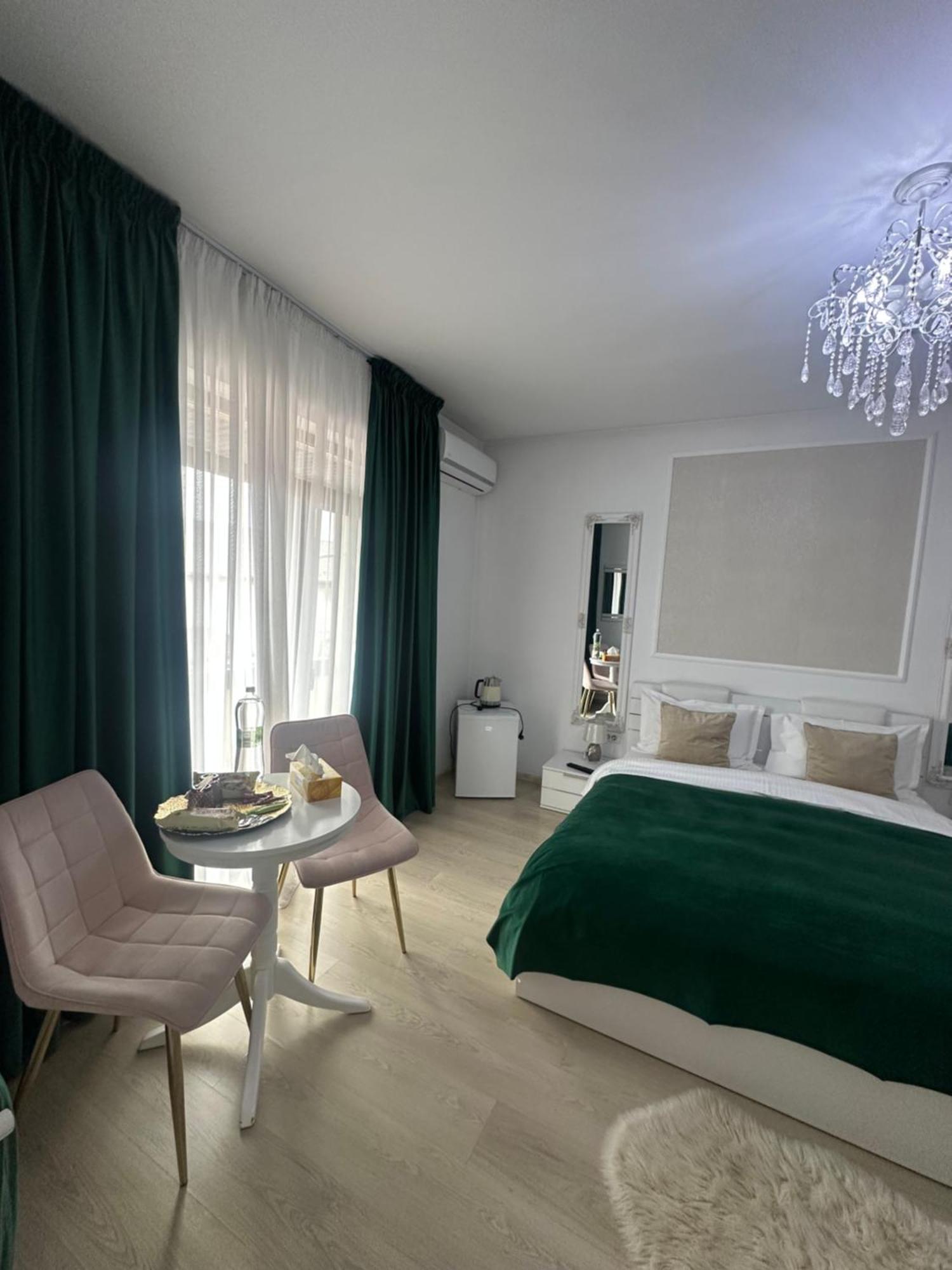 Vila Zoe Bucharestairport&Therme&Parking Otopeni Exterior photo