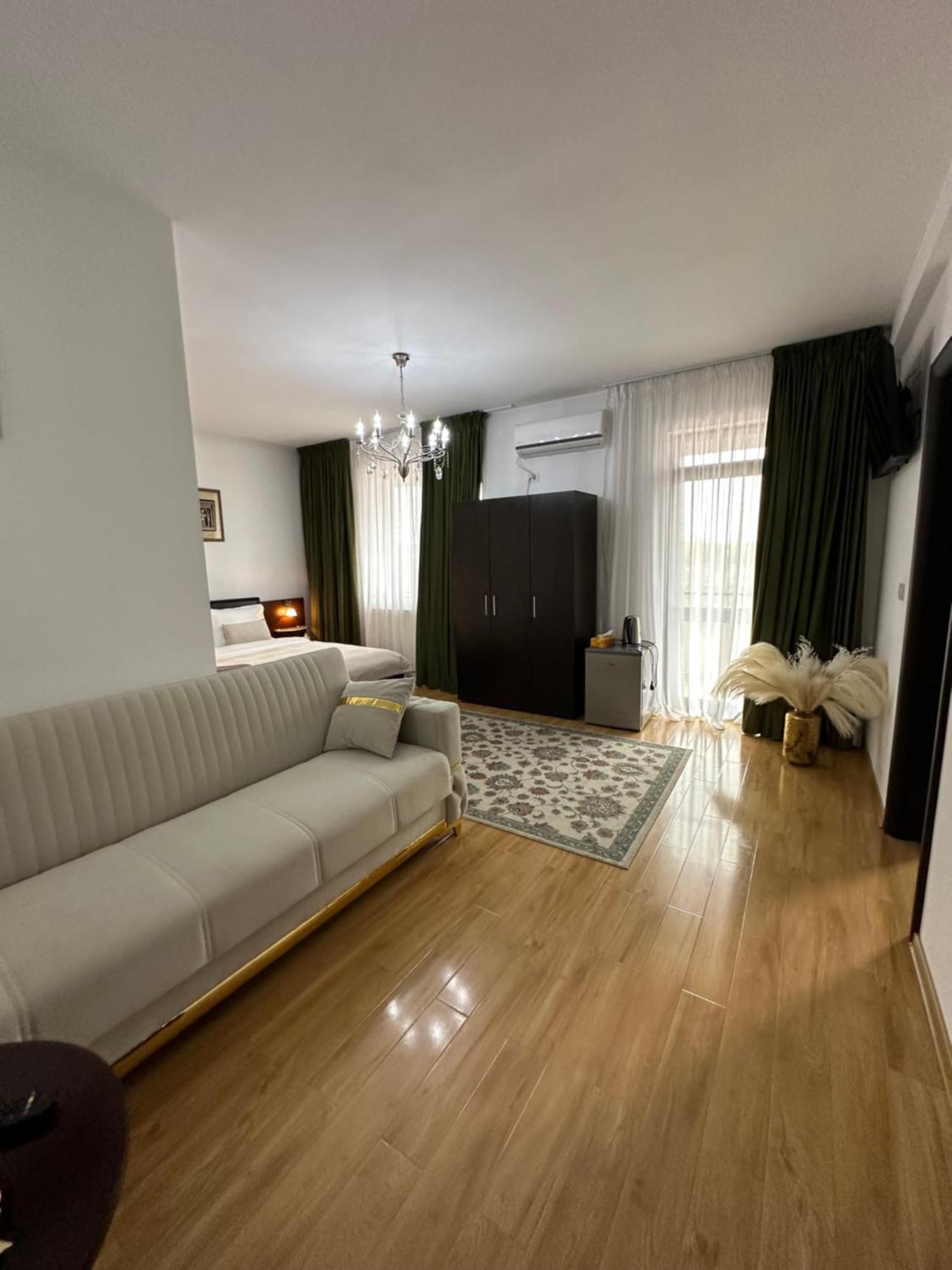 Vila Zoe Bucharestairport&Therme&Parking Otopeni Exterior photo